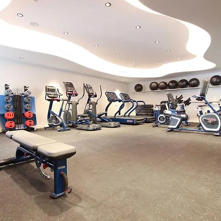 Vanian Gardens 4 Bedroom Ap * Estepona