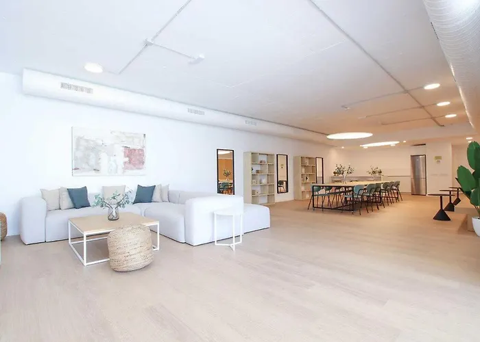 Vanian Gardens 4 Bedroom Ap Estepona